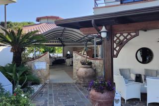 Marina Living Rooms & Pool